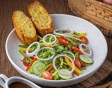 Garden Salad (สลัดผักรวม)
