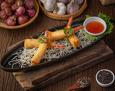 Goong Sarong (กุ้งโสร่ง)