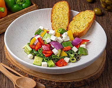 Greek Salad (กรีกสลัด)