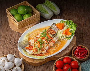 Pla Nueng Manao (ปลากระพงนึ่งมะนาว) - Angle 2