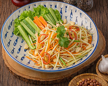 Som Tahm (ส้มตํา)