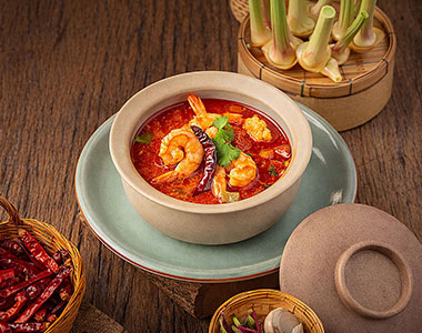 Tom Yahm with Shrimp or Mixed Seafood (ต้มยำ กุ้ง/ทะเล) - Angle 2